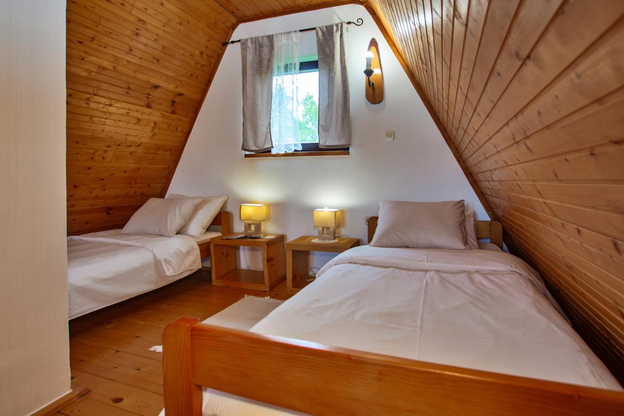 Chalet Velebitska Kuca Velika Plana Exterior photo